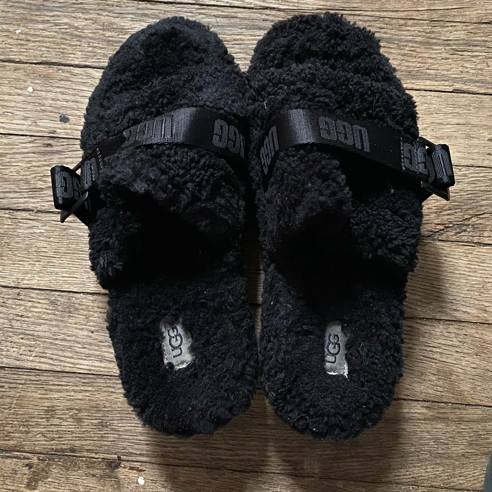 Used Ugg Sandals with conditioner and cleaner